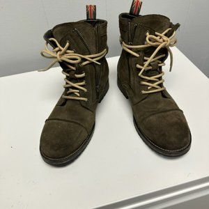 Suede boots sherpa lined